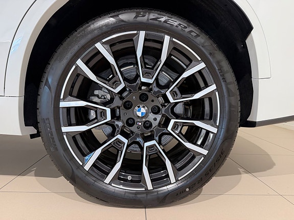 BMW X5 3 of 14