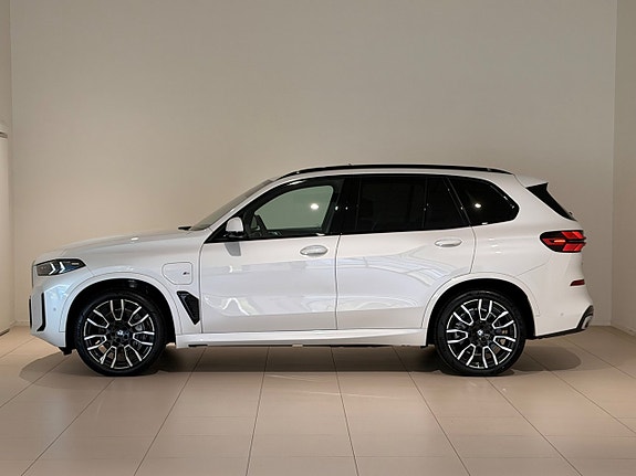 BMW X5 2 of 14