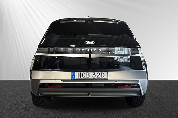 Hyundai Ioniq 5 2 of 6