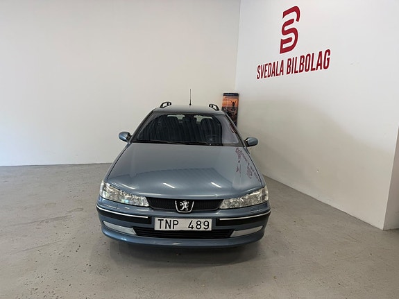 Peugeot 406 2 of 11