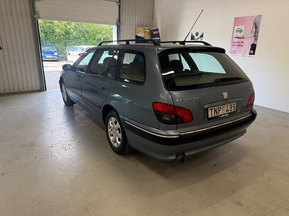 Peugeot 406 4 of 11