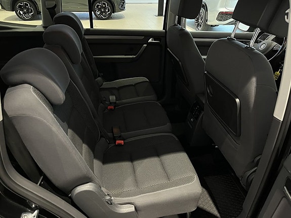 Volkswagen Touran 7 of 18