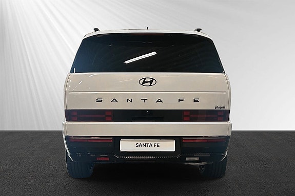 Hyundai Santa Fe 2 of 8