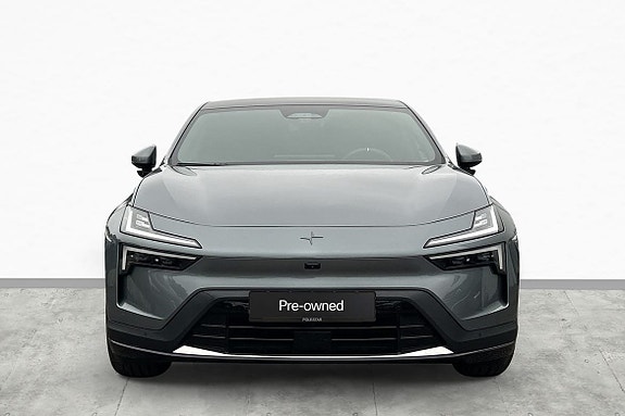 Polestar 4 3 of 15