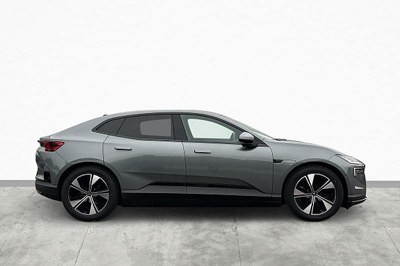 Polestar 4 4 of 15