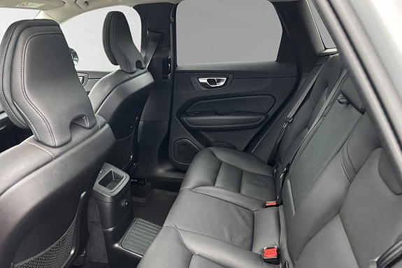 Volvo XC60 9 of 13