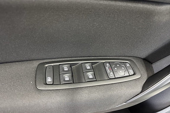 Renault Megane E-Tech 13 of 19
