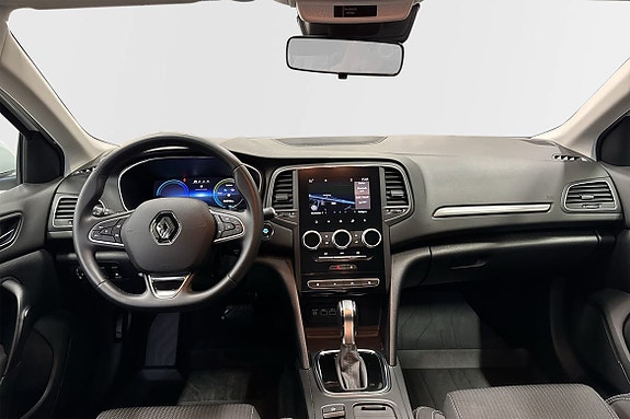 Renault Megane E-Tech 5 of 19
