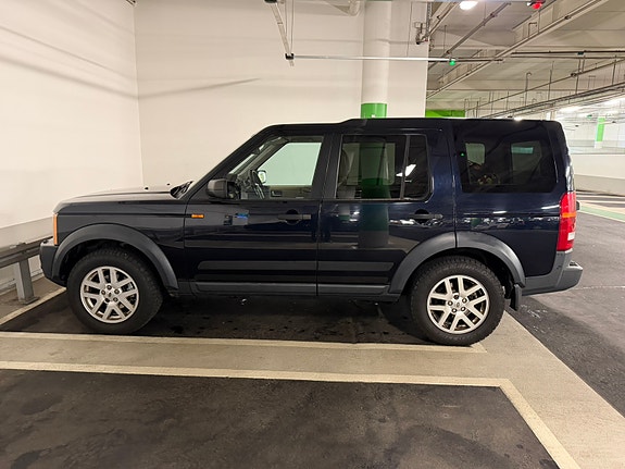Land Rover Discovery 3 4 of 8