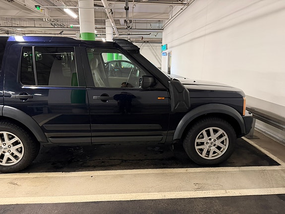 Land Rover Discovery 3 8 of 8