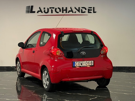 Toyota Aygo 4 of 13