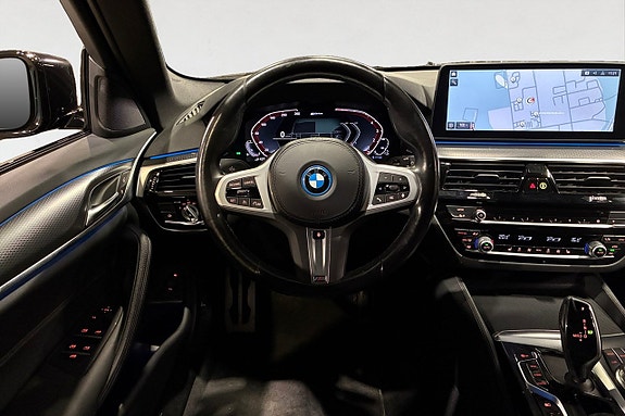 BMW 530e 13 of 19