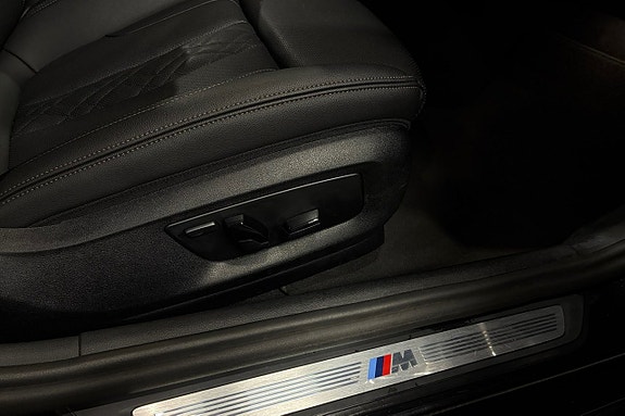 BMW 530e 16 of 19