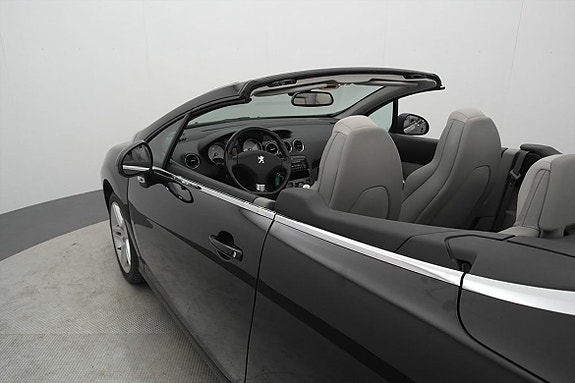 Peugeot 308 21 of 23