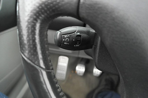 Peugeot 308 11 of 23