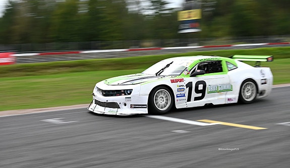 Chevrolet Camaro 3 of 6