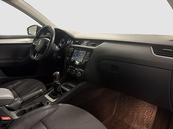 Skoda Octavia 5 of 18