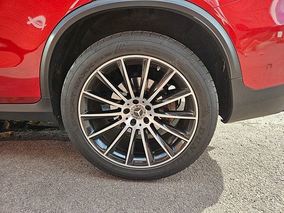 Mercedes-Benz GLC200 5 of 8