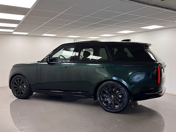 Land Rover Range Rover 18 of 22