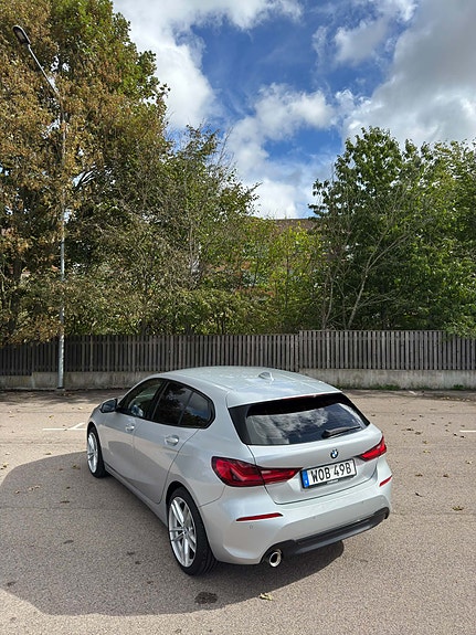 BMW 118i 3 of 9