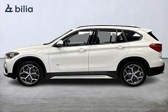 BMW X1 4 of 12