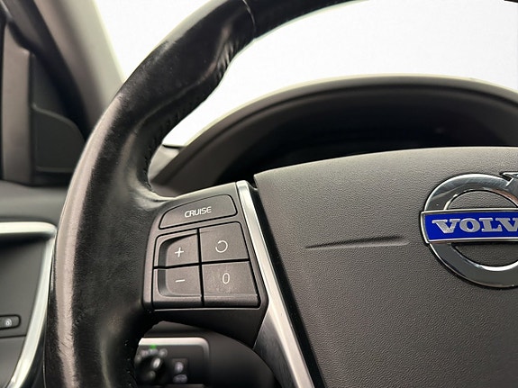 Volvo XC60 15 of 29