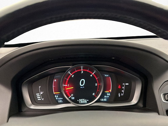 Volvo XC60 16 of 29