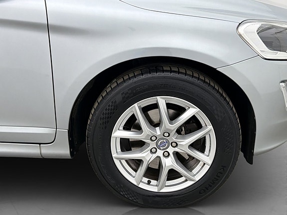 Volvo XC60 28 of 29