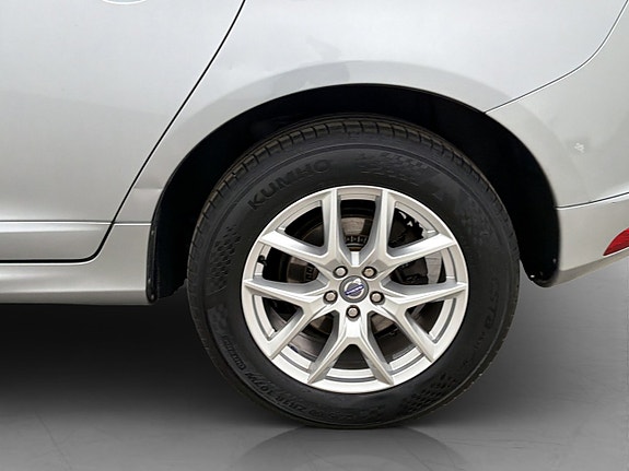 Volvo XC60 26 of 29