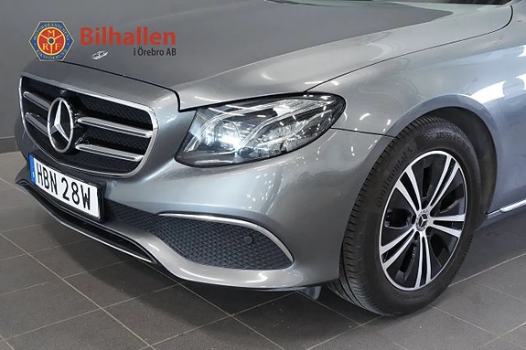 Mercedes-Benz E220 d 2 of 23