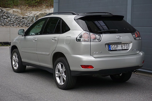 Lexus RX400h 7 of 30