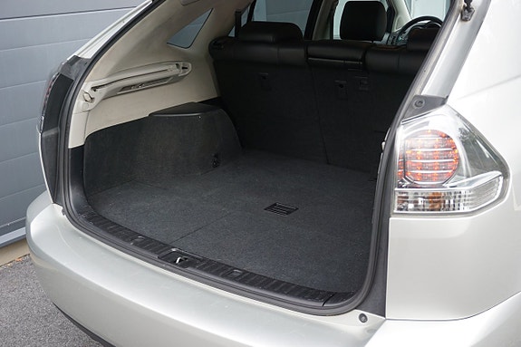 Lexus RX400h 11 of 30