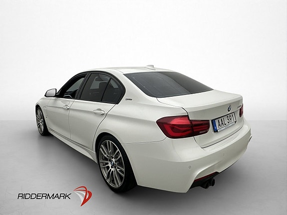 BMW 330e 5 of 28