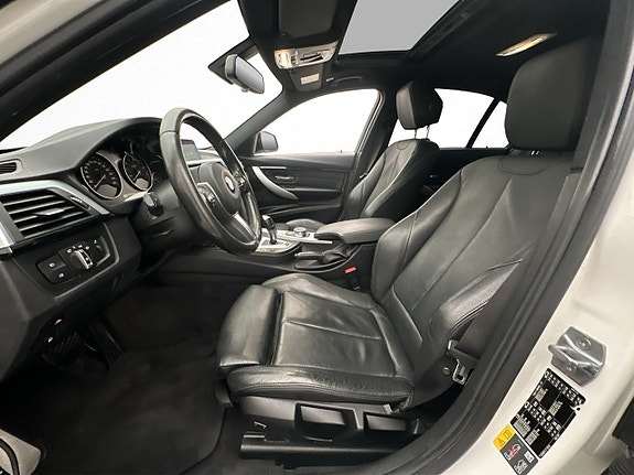 BMW 330e 9 of 28