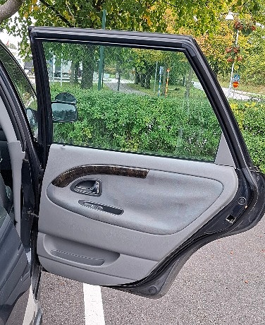 Volvo V40 11 of 12
