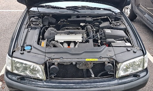 Volvo V40 12 of 12