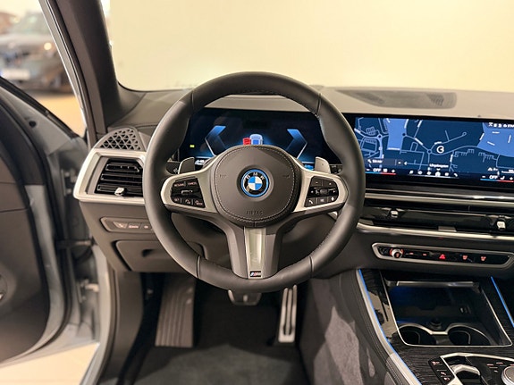 BMW X5 11 of 15
