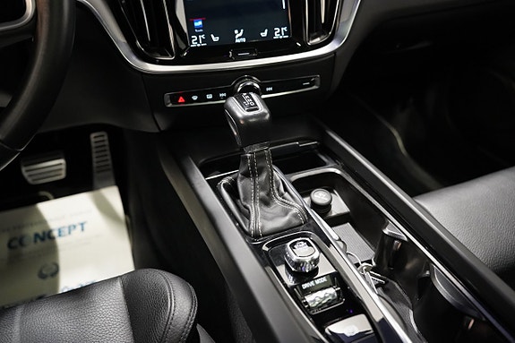 Volvo V60 18 of 30