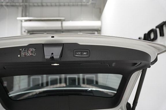 Volvo V60 30 of 30