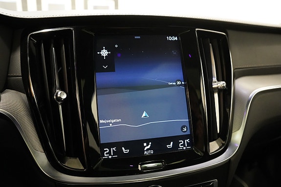 Volvo V60 22 of 30