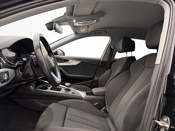 Audi A4 14 of 30