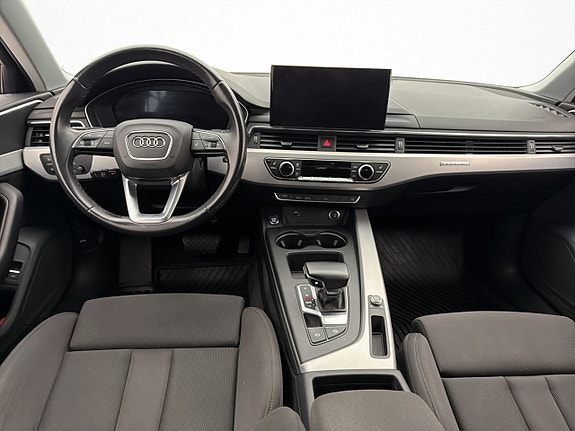 Audi A4 13 of 30