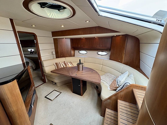 Sunseeker Portofino 47 8 of 12