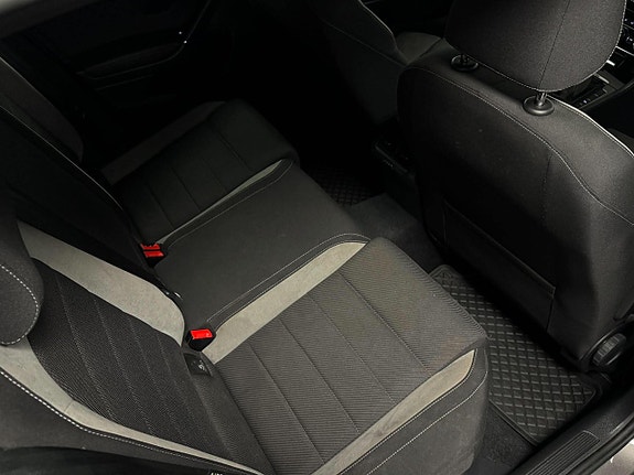 Volkswagen Golf I 19 of 21