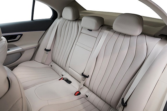 Mercedes-Benz E400 e 25 of 29