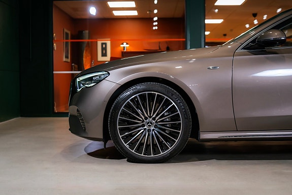 Mercedes-Benz E400 e 7 of 29