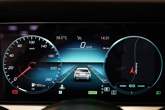 Mercedes-Benz E220 20 of 26