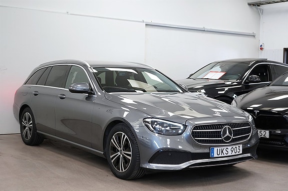Mercedes-Benz E220 7 of 26