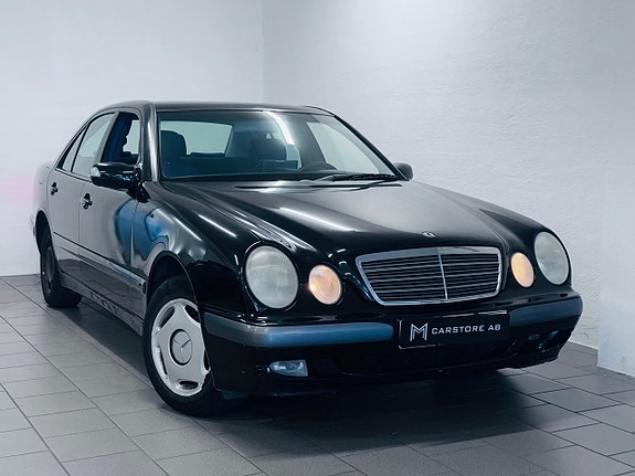 Mercedes-Benz E240 3 of 16