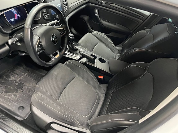 Renault Megane 4 of 17
